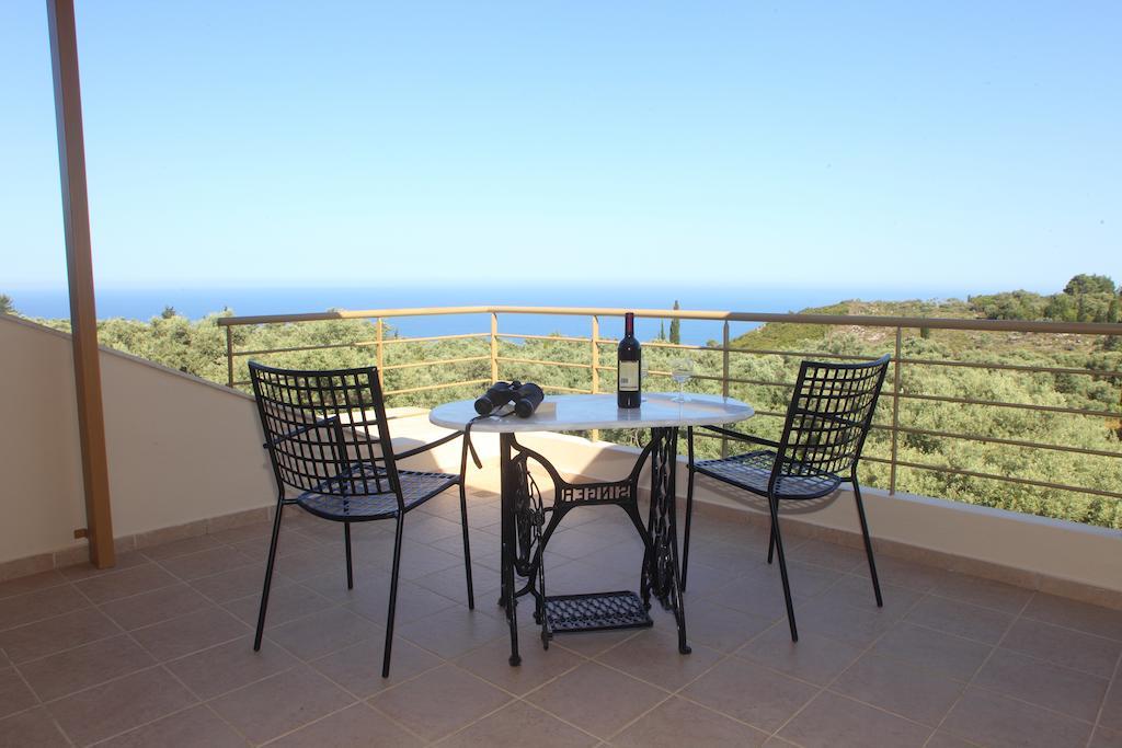 Villa Adelais Tsoukaládhes Стая снимка